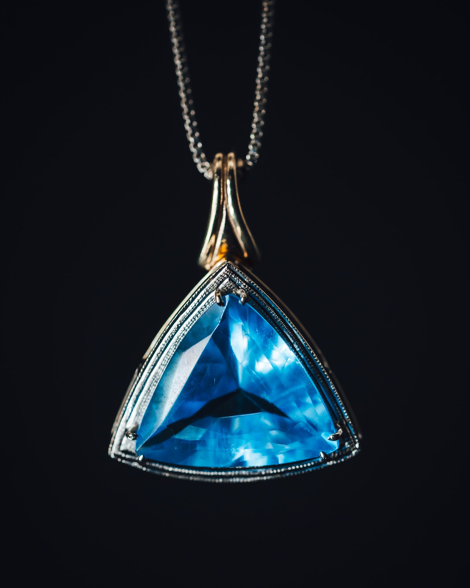 14k White Gold Synthetic Blue Spinel Pendant