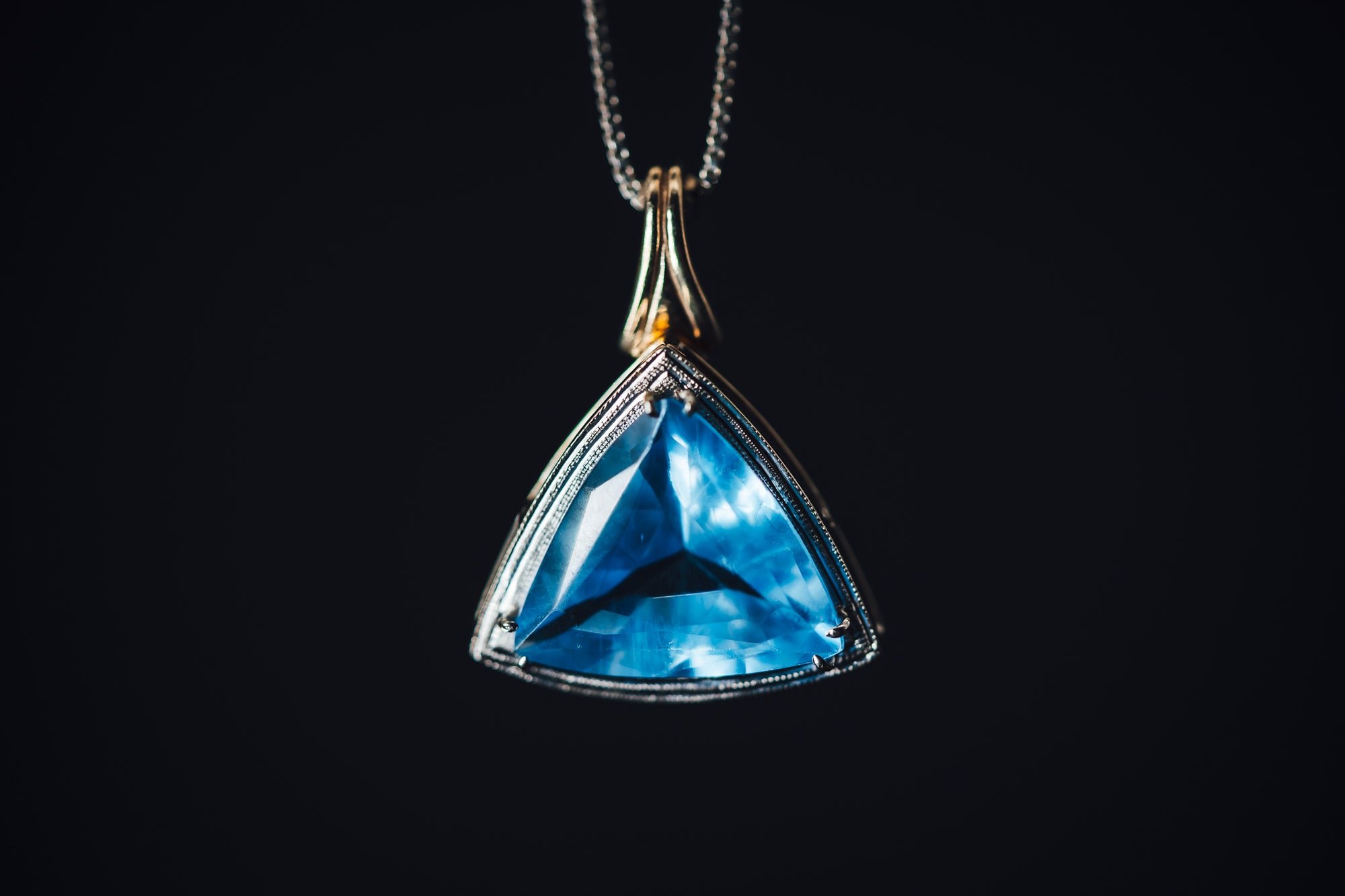 14k White Gold Synthetic Blue Spinel Pendant