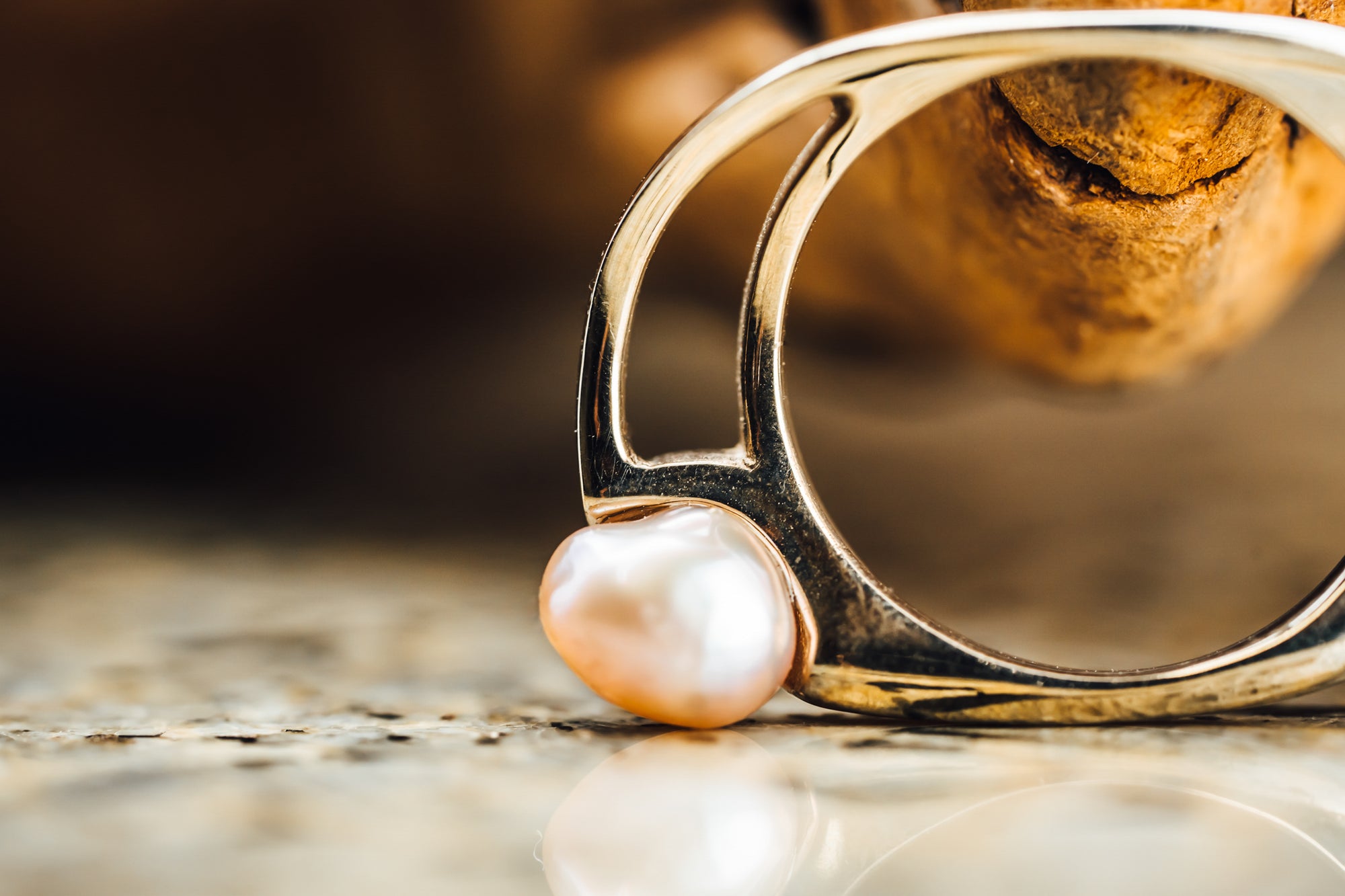 14k White Gold Pink Pearl Ring