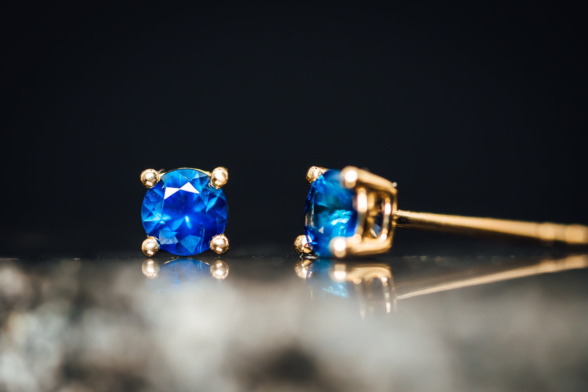 14k Yellow Gold Sapphire Stud Earrings