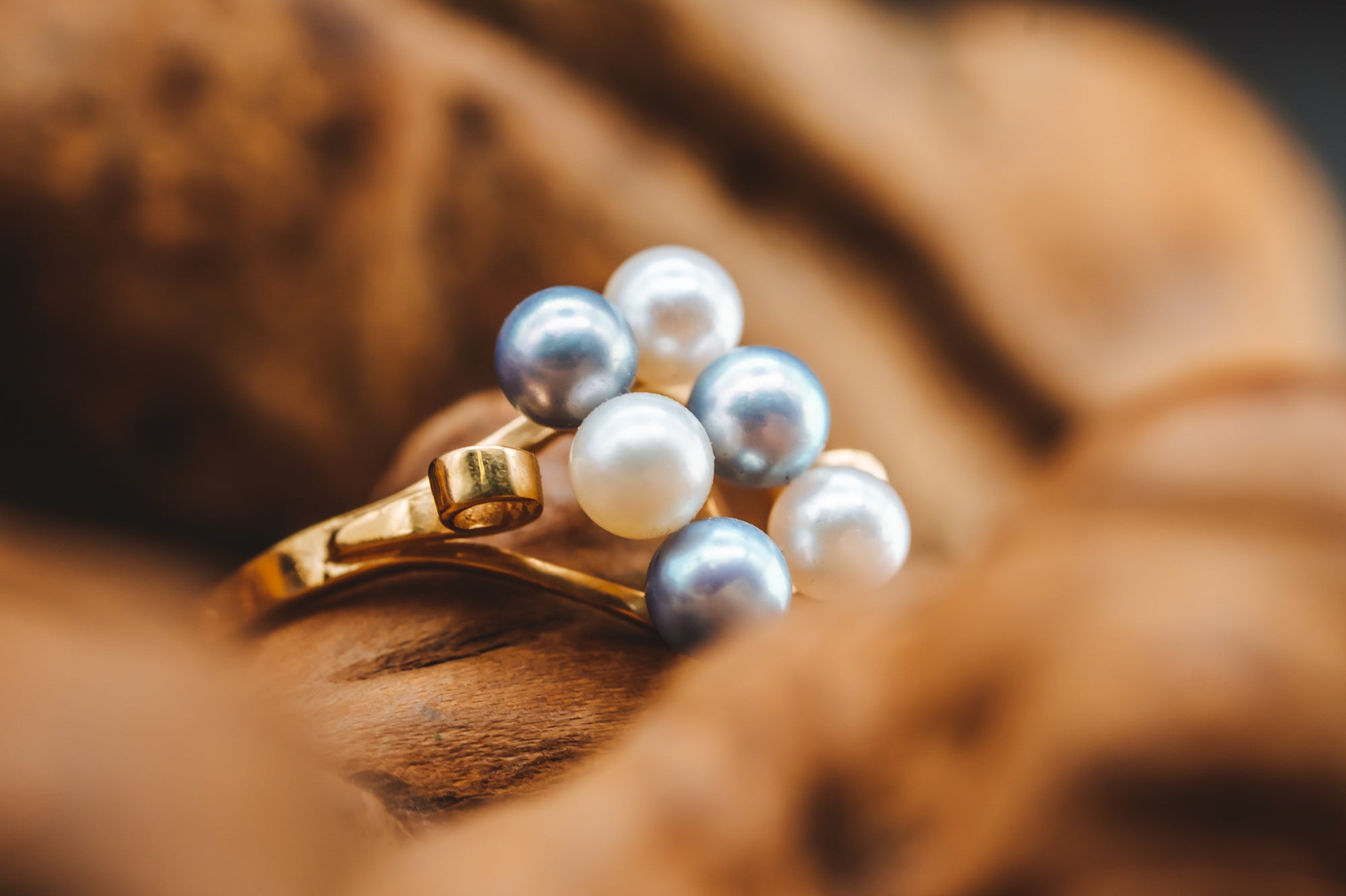 14k Yellow Gold Pearl Ring