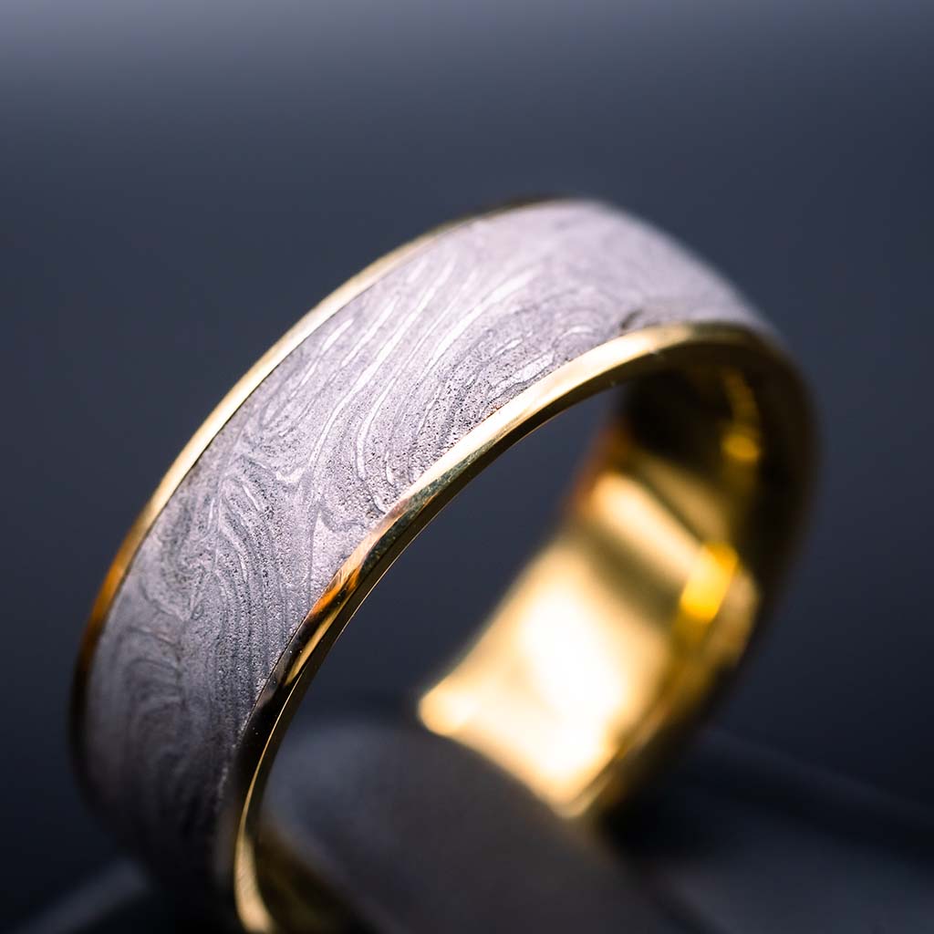 18k Yellow Gold Damascus Steel Ring - Art FX fine jewelry